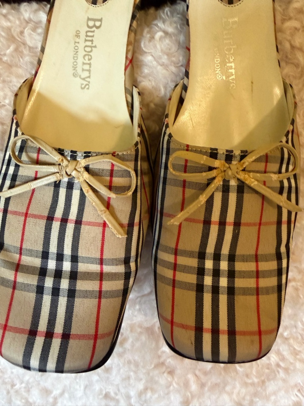 Vintage Rare Burberry Plaid Patterned Kitten Heel - Picture 2 of 5